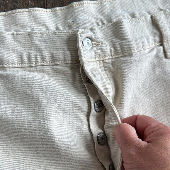 Old Navy Sky High A Line Shorts.  Women’s size 22. Tan in color. - Picture 3 of 6